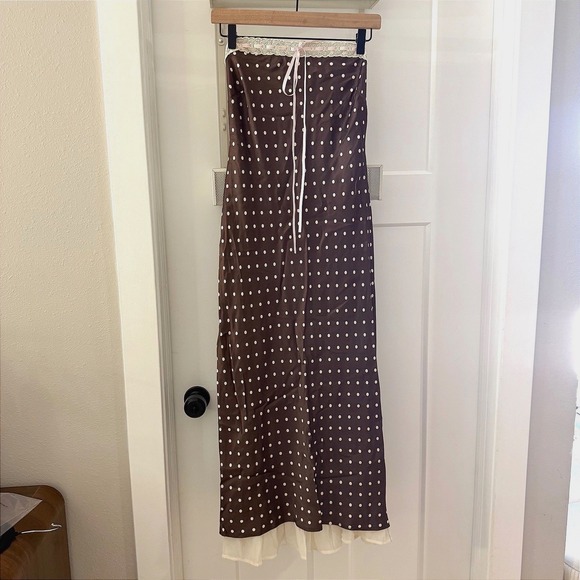 For Love & Lemons Dresses & Skirts - NWT For Love & Lemons Daisy Mae Strapless Polka Dot Midi Dress Brown Feminine M